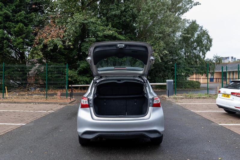 NISSAN PULSAR