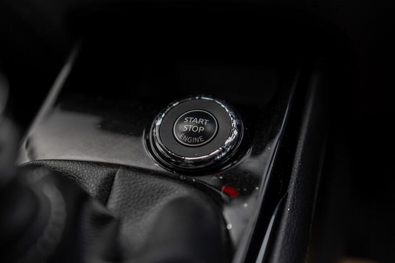 NISSAN PULSAR