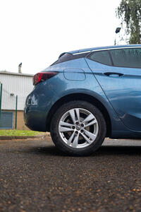 VAUXHALL ASTRA