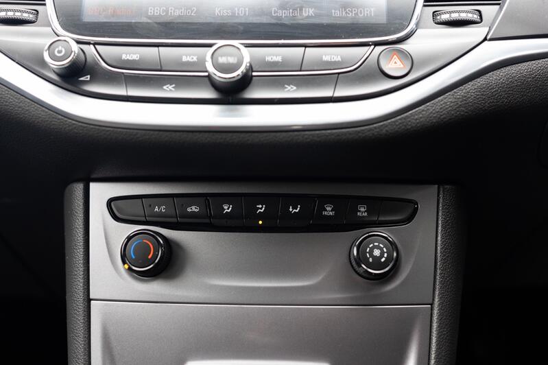 VAUXHALL ASTRA