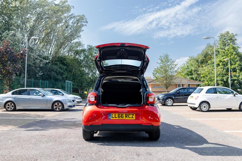 SMART FORFOUR
