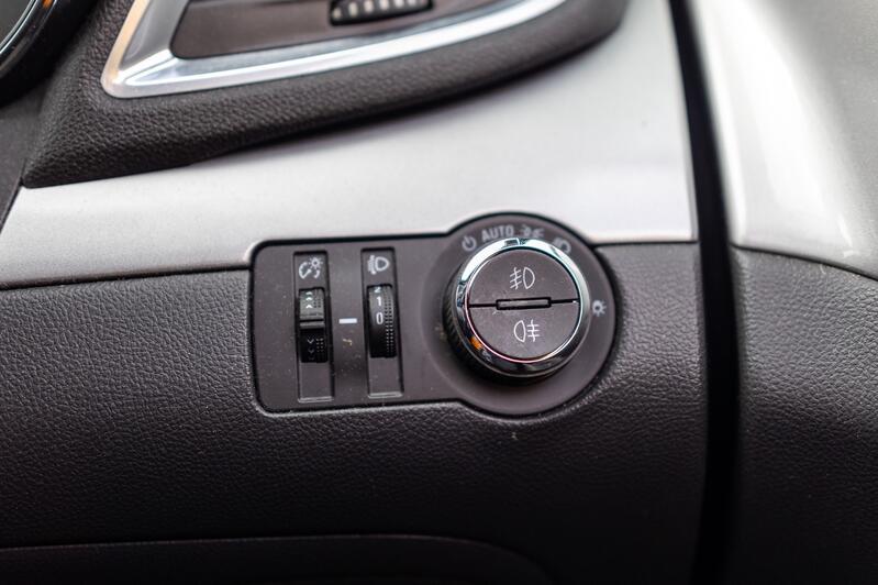 VAUXHALL MOKKA