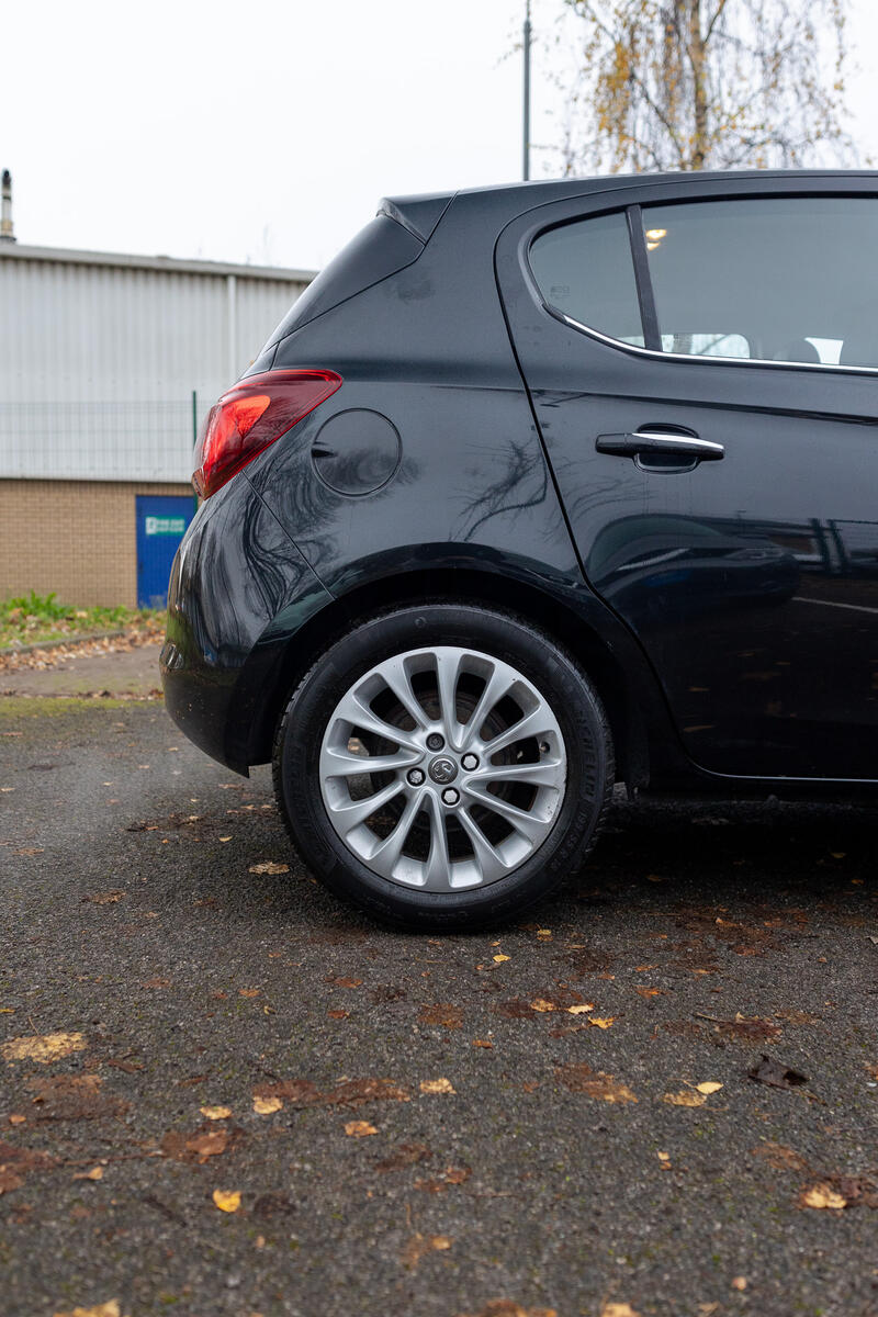 VAUXHALL CORSA