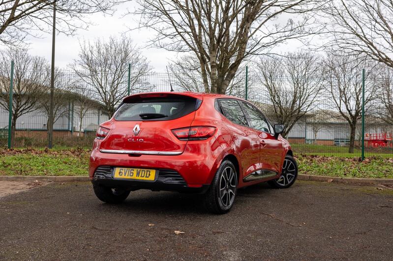 RENAULT CLIO