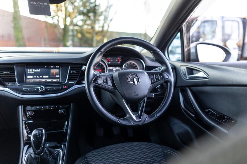 VAUXHALL ASTRA