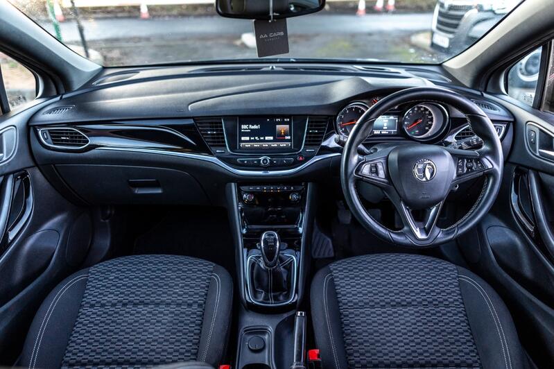 VAUXHALL ASTRA