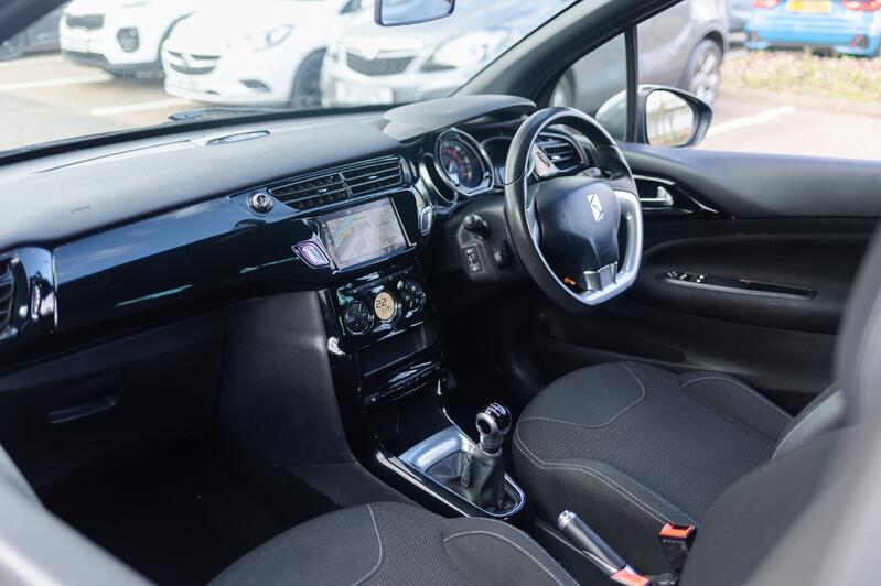 DS AUTOMOBILES DS 3