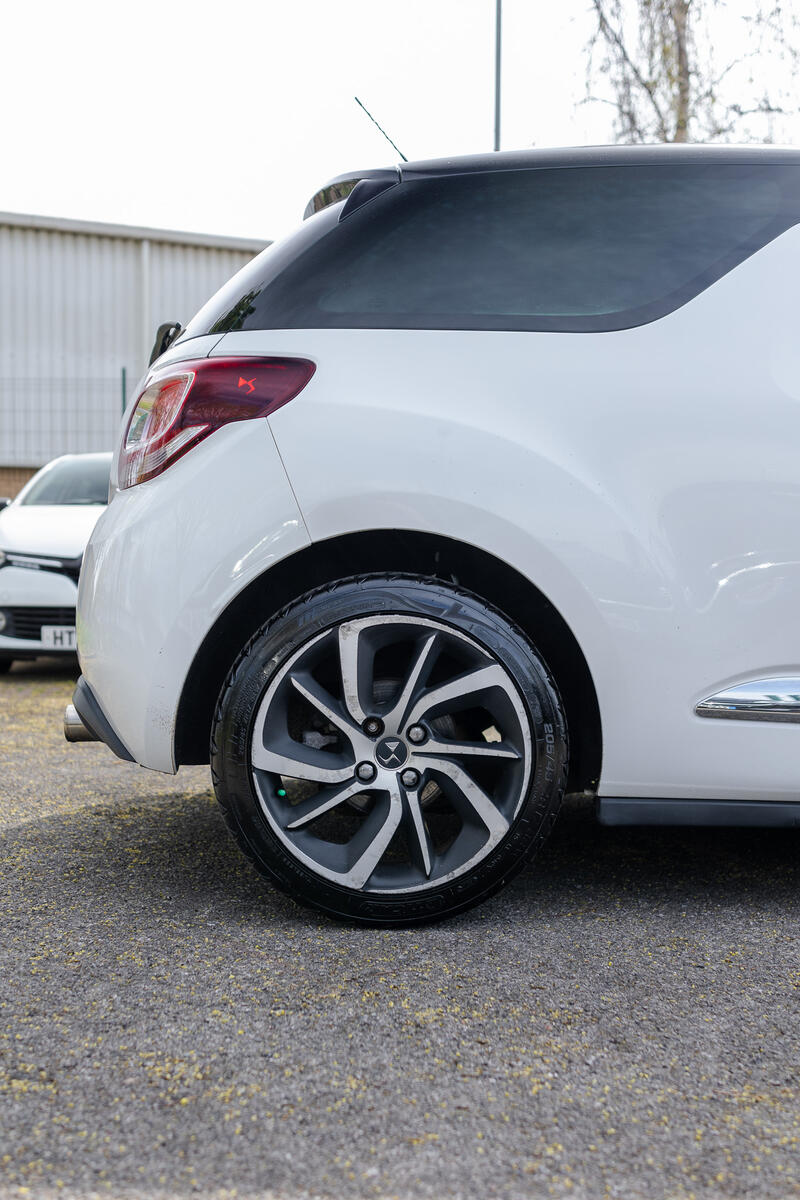 DS AUTOMOBILES DS 3