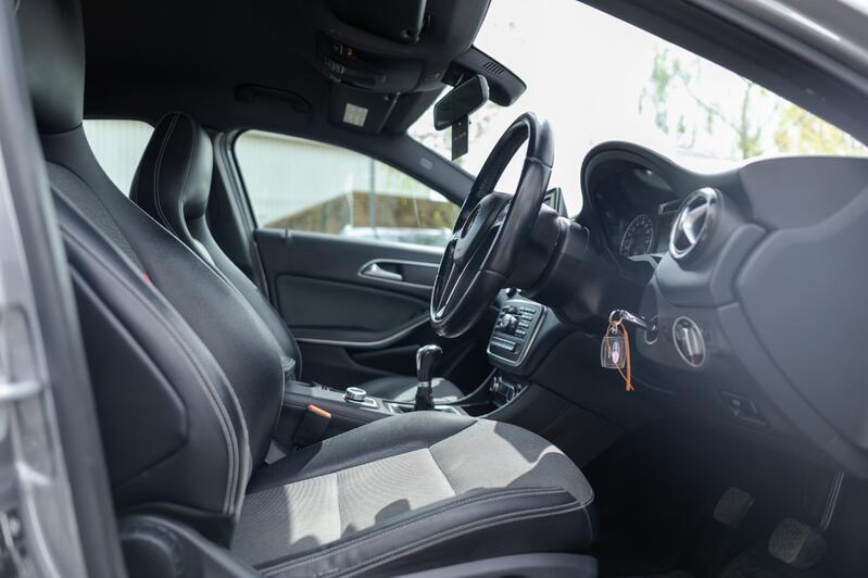 MERCEDES-BENZ A CLASS