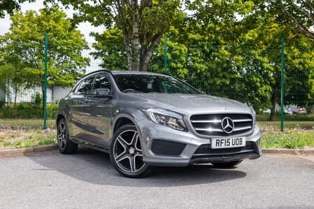 MERCEDES-BENZ
